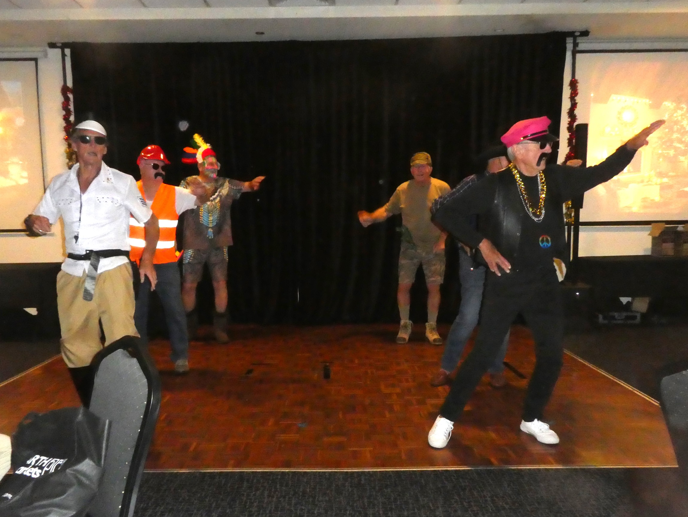 2024 Christmas Dinner (20)