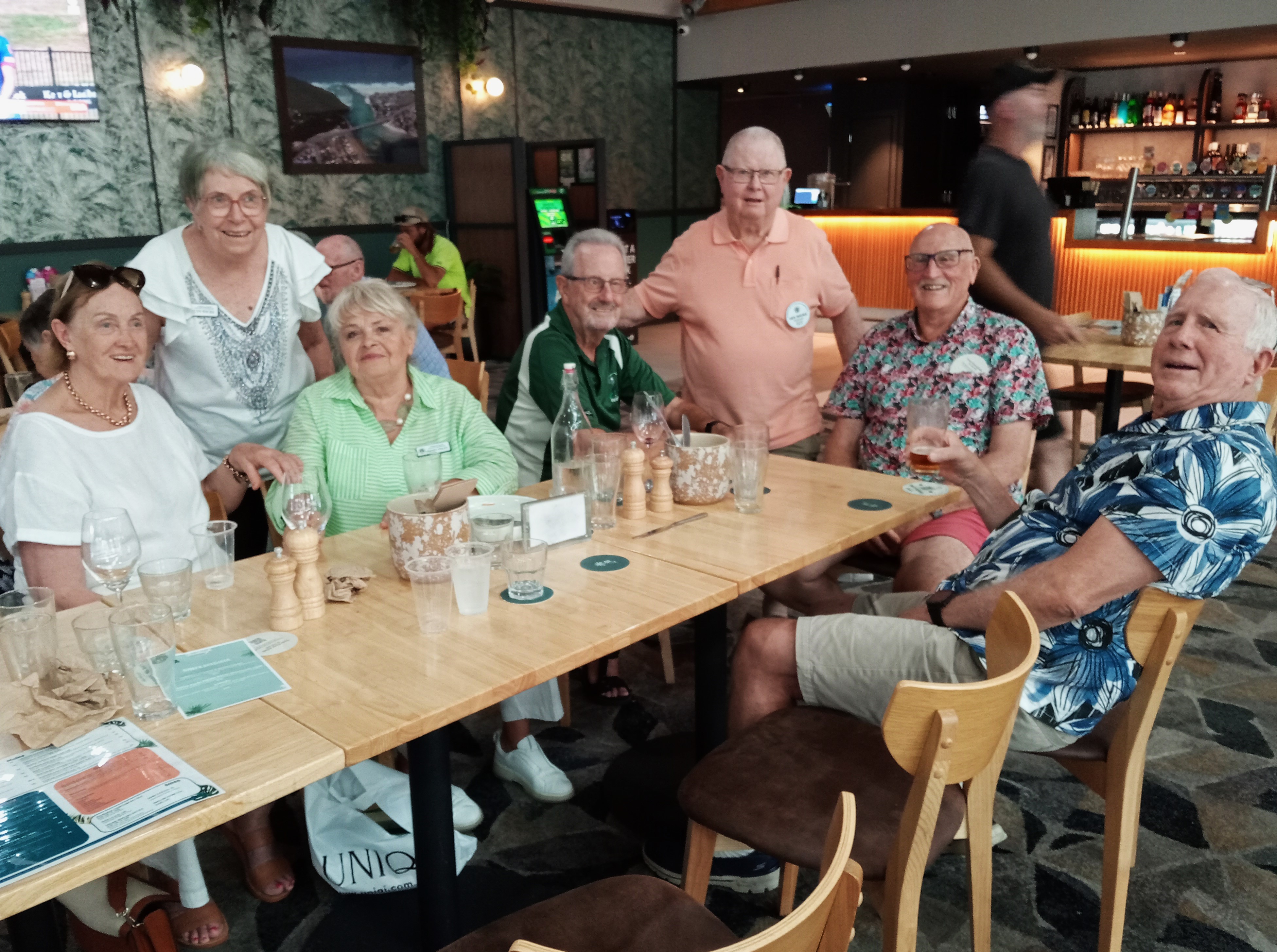 2024 Burleigh Town Hotel Lunch (13)
